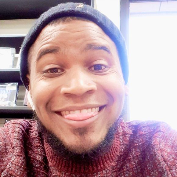 Meet your Posher, Itzik - Picture 1 of 1